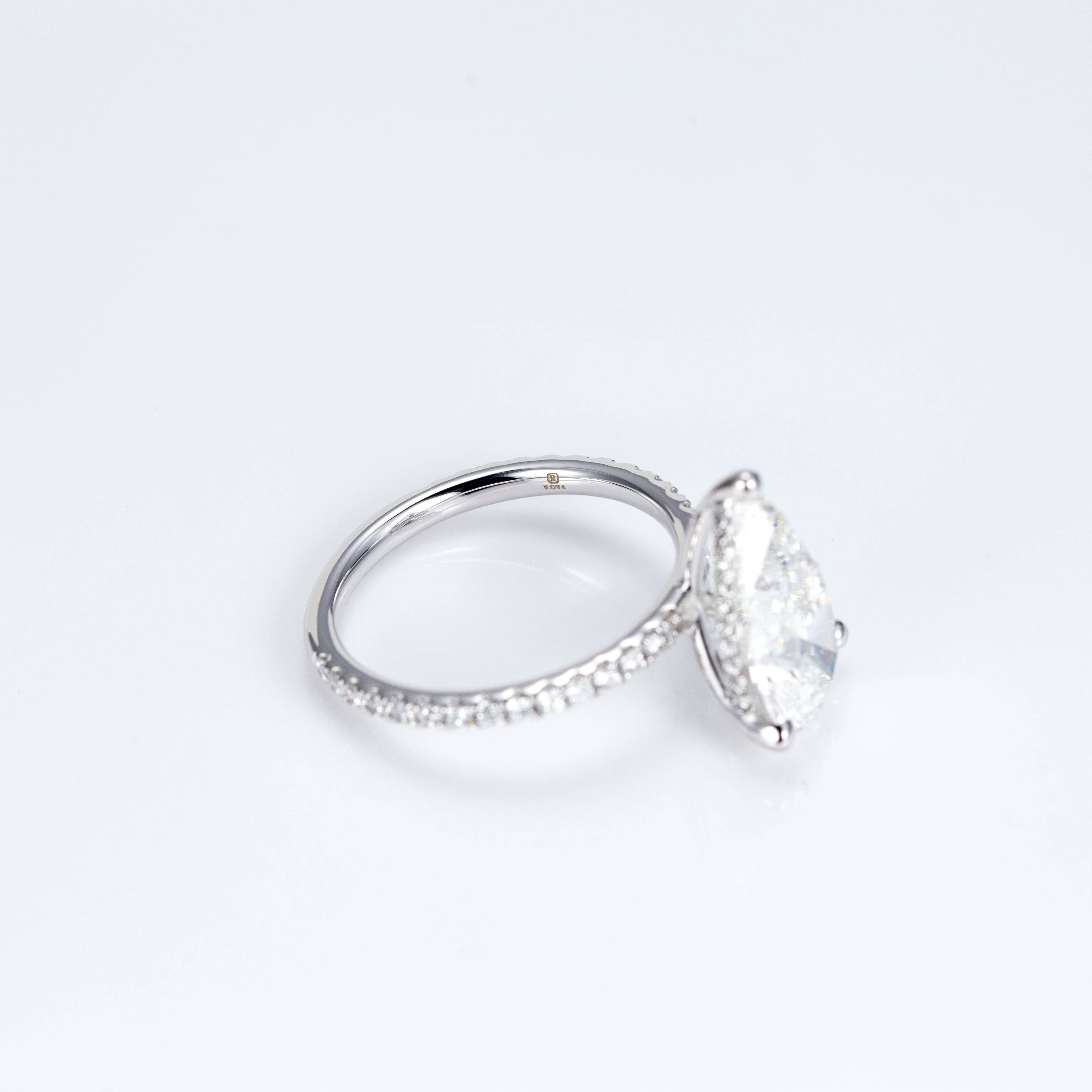 Salha Ring - IN STOCK - ROVA Brilliance