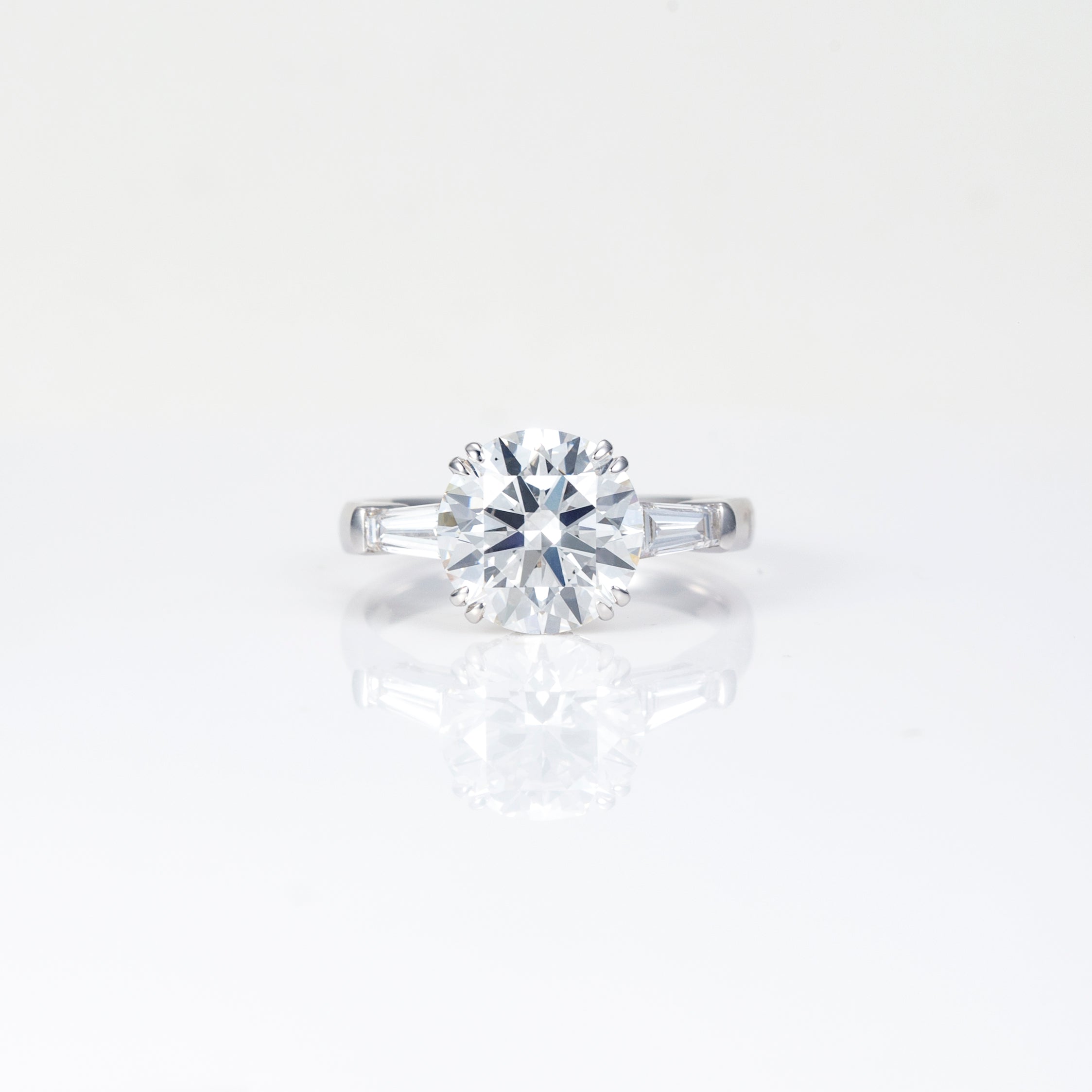 Luminara Solitaire Ring